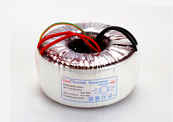 400W環(huán)形變壓器 220V轉(zhuǎn)70V(靜電屏蔽接地線保護(hù)變壓器) 400W環(huán)形變壓器 220V轉(zhuǎn)70V(靜電屏蔽接地線保護(hù)變壓器)