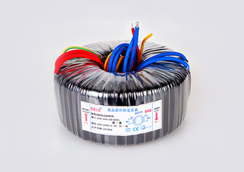 540W逆變變壓器 45V轉(zhuǎn)230V(變頻電源專用的變壓器) 540W逆變變壓器 45V轉(zhuǎn)230V(變頻電源專用的變壓器)